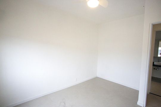 Quarto de apartamento para alugar com 1 quarto, 50m² em Freguesia (jacarepaguá), Rio de Janeiro