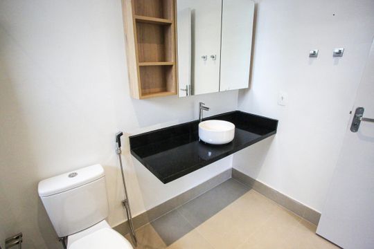 Banheiro de apartamento para alugar com 1 quarto, 50m² em Freguesia (jacarepaguá), Rio de Janeiro