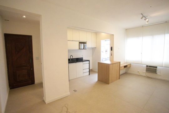 Apartamento para alugar com 1 quarto, 50m² em Freguesia (jacarepaguá), Rio de Janeiro