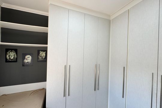 Quarto 1 - Armários de apartamento para alugar com 2 quartos, 45m² em Petrópolis, Cotia