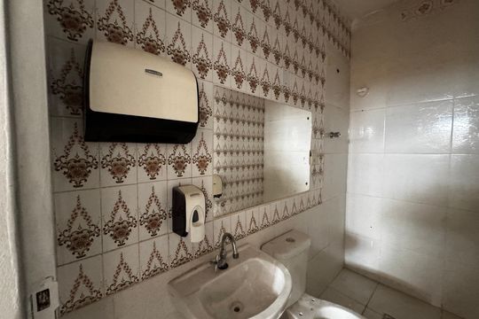 Banheiro de casa para alugar com 4 quartos, 180m² em Setor Bueno, Goiânia