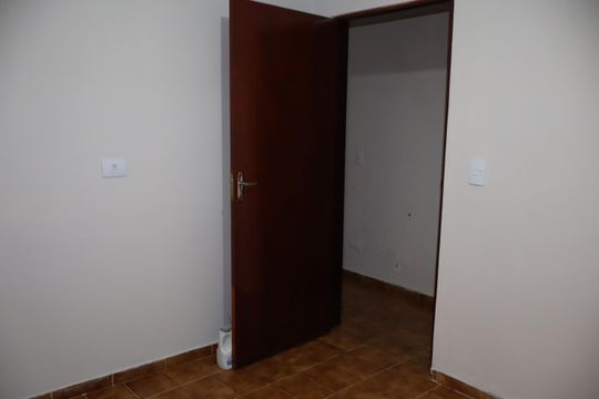 Quarto 1 de casa para alugar com 2 quartos, 80m² em Jardim Sapopemba, São Paulo