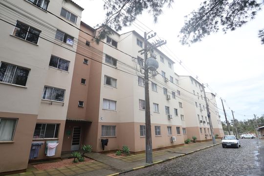 Fachada  de apartamento à venda com 2 quartos, 41m² em Olaria, Canoas