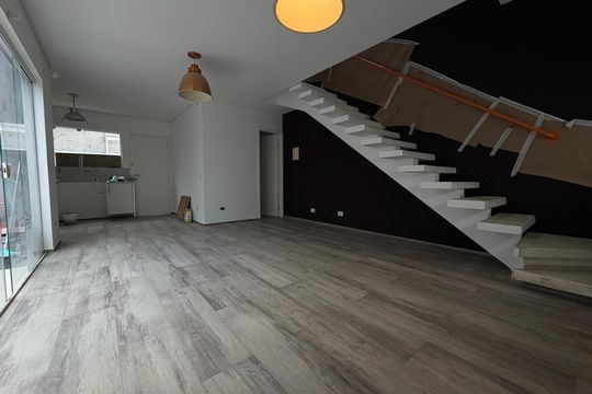 Sala de casa à venda com 2 quartos, 114m² em Vila Sonia, São Paulo