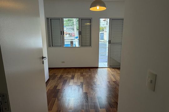 Quarto de casa à venda com 2 quartos, 114m² em Vila Sonia, São Paulo