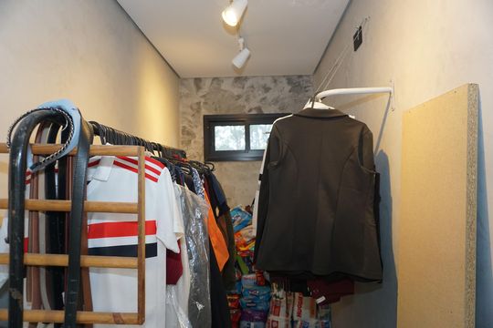 Closet de casa para alugar com 2 quartos, 115m² em Capão Redondo, Embu das Artes