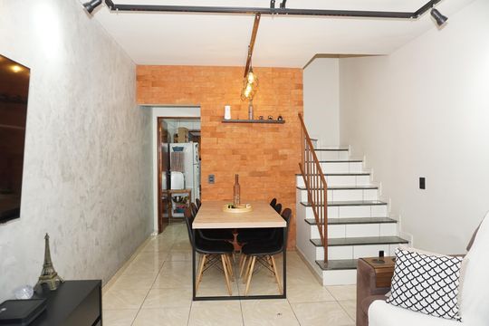 Casa para alugar com 2 quartos, 115m² em Capão Redondo, Embu das Artes