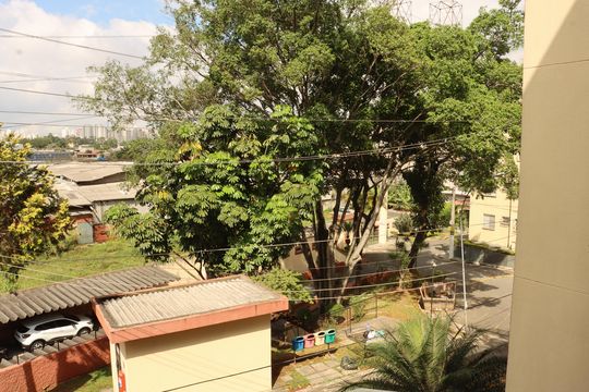 Vista da varanda da sala de apartamento à venda com 2 quartos, 52m² em Vila Alpina, São Paulo
