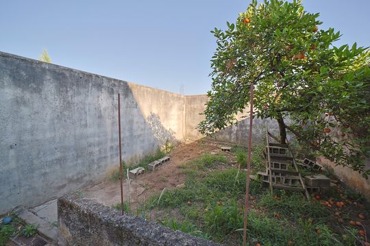 Quintal de casa à venda com 3 quartos, 243m² em Parque Boturussu, São Paulo
