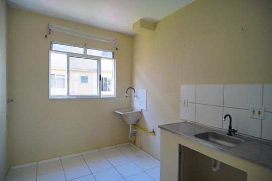 Cozinha de apartamento para alugar com 2 quartos, 544m² em São Miguel, São Leopoldo