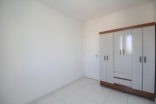 Quarto 1 de apartamento para alugar com 2 quartos, 47m² em Vila das Belezas, São Paulo