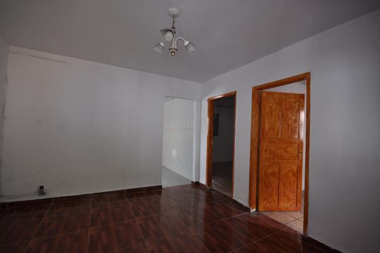 Casa para alugar com 1 quarto, 100m² em Vila Gustavo, São Paulo