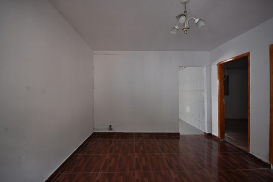 Sala de casa para alugar com 1 quarto, 100m² em Vila Gustavo, São Paulo