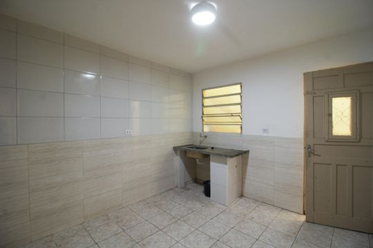 Sala de casa para alugar com 1 quarto, 30m² em Jardim Santa Monica, São Paulo