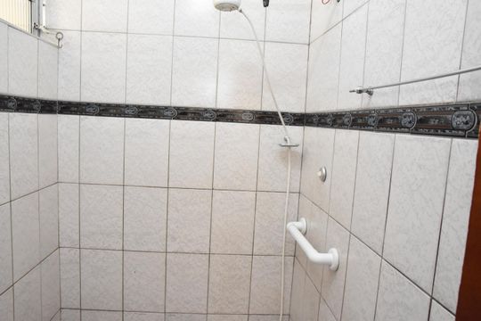 banheiro 2º piso de casa à venda com 3 quartos, 139m² em Vila Isabel Eber, Jundiaí