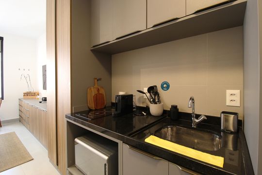 Cozinha de kitnet/studio para alugar com 1 quarto, 30m² em Itaim Bibi, São Paulo