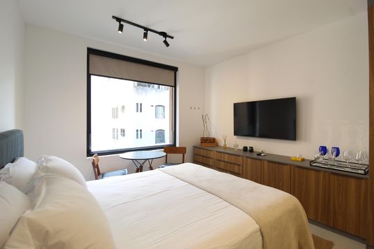 Sala/Quarto de kitnet/studio para alugar com 1 quarto, 30m² em Itaim Bibi, São Paulo