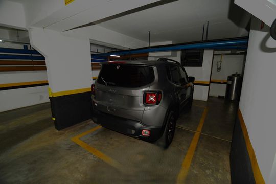 Garagem de apartamento para alugar com 1 quarto, 58m² em Centro, Campinas