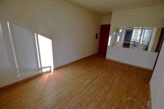 Sala de apartamento para alugar com 1 quarto, 58m² em Centro, Campinas