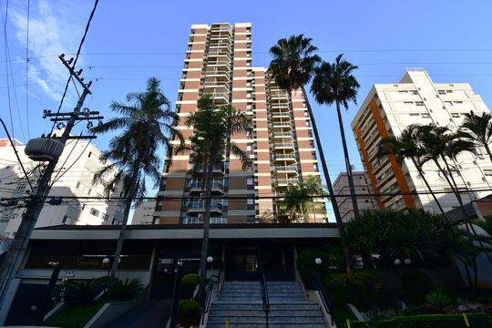 Fachada do Prédio de apartamento para alugar com 1 quarto, 58m² em Centro, Campinas