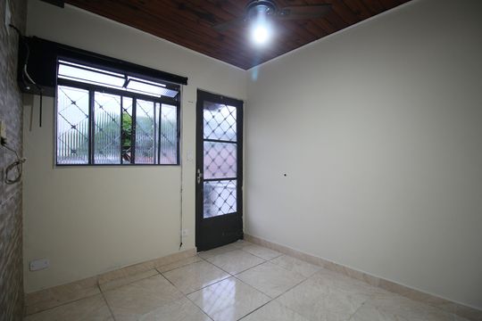 Sala de casa para alugar com 1 quarto, 31m² em Vila Suzana, São Paulo