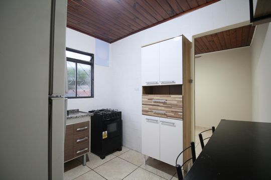 Cozinha - Armários de casa para alugar com 1 quarto, 31m² em Vila Suzana, São Paulo