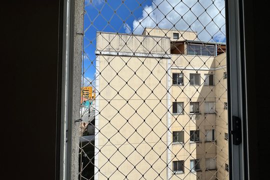 Apartamento para alugar com 2 quartos, 55m² em Jardim Rosalina, Cotia