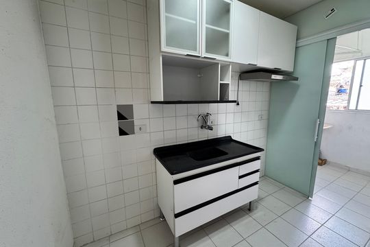 Apartamento para alugar com 2 quartos, 55m² em Jardim Rosalina, Cotia