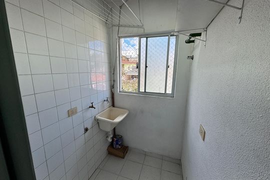 Apartamento para alugar com 2 quartos, 55m² em Jardim Rosalina, Cotia