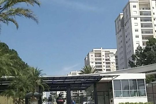Fachada de apartamento para alugar com 3 quartos, 110m² em Alphaville, Santana de Parnaíba