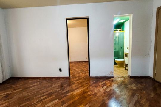 Sala de apartamento para alugar com 1 quarto, 38m² em Camaquã, Porto Alegre