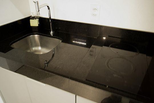 Cozinha de kitnet/studio à venda com 1 quarto, 27m² em Cerqueira César, São Paulo
