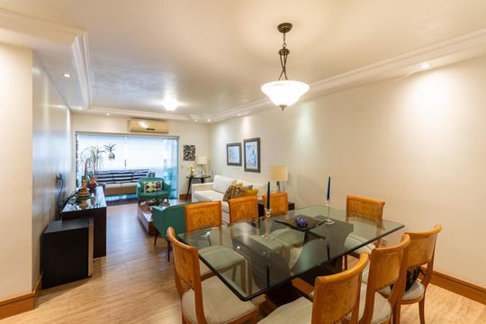 Apartamento à venda com 3 quartos, 167m² em Grajaú, Rio de Janeiro