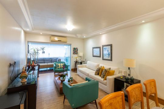 Sala de apartamento à venda com 3 quartos, 167m² em Grajaú, Rio de Janeiro