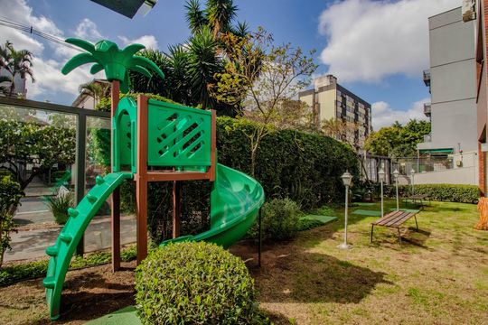 Área comum - Playground de kitnet/studio para alugar com 1 quarto, 48m² em Cristo Redentor, Porto Alegre