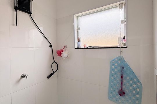 Banheiro Social de casa à venda com 2 quartos, 123m² em Jardim Bahia, Várzea Paulista