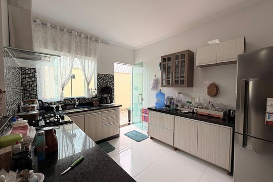 Cozinha de casa à venda com 2 quartos, 123m² em Jardim Bahia, Várzea Paulista