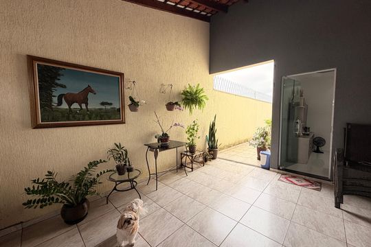 Garagem de casa à venda com 2 quartos, 123m² em Jardim Bahia, Várzea Paulista