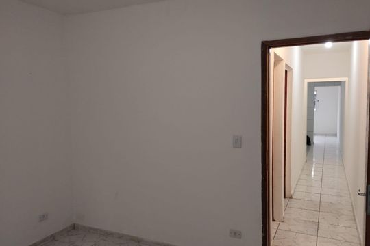 Quarto de casa para alugar com 2 quartos, 60m² em Jardim Juliana, Ferraz de Vasconcelos
