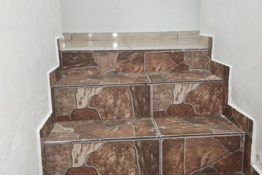 Corredor de casa para alugar com 2 quartos, 60m² em Jardim Juliana, Ferraz de Vasconcelos