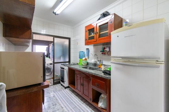 Cozinha de apartamento para alugar com 3 quartos, 74m² em Vila Mascote, São Paulo