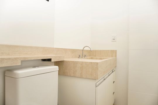 Banheiro da Suíte de apartamento à venda com 3 quartos, 135m² em São Lucas, Belo Horizonte
