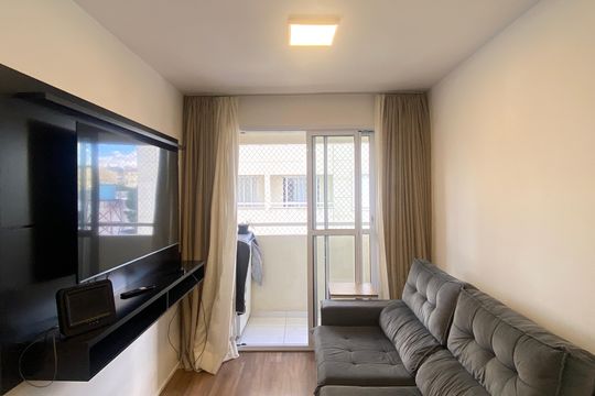 Casa para alugar com 1 quarto, 34m² em Km 18, Osasco