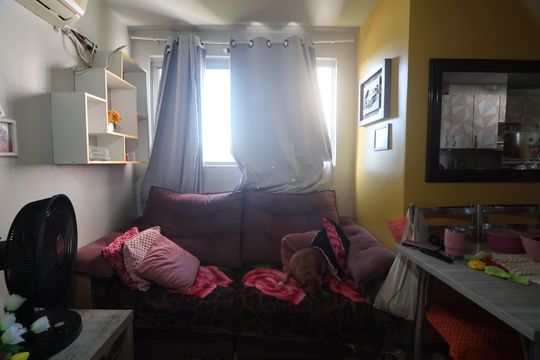 Sala de apartamento à venda com 2 quartos, 42m² em Olaria, Canoas