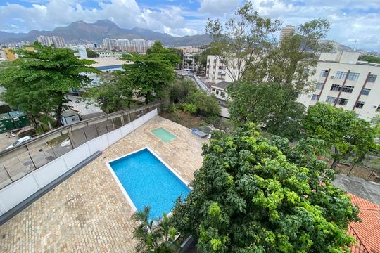 Apartamento à venda com 2 quartos, 52m² em Inhaúma, Rio de Janeiro
