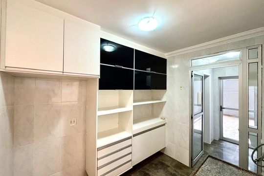 Apartamento para alugar com 3 quartos, 102m² em Buritis, Belo Horizonte