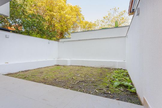 Jardim de apartamento para alugar com 1 quarto, 69m² em Sumarezinho, São Paulo