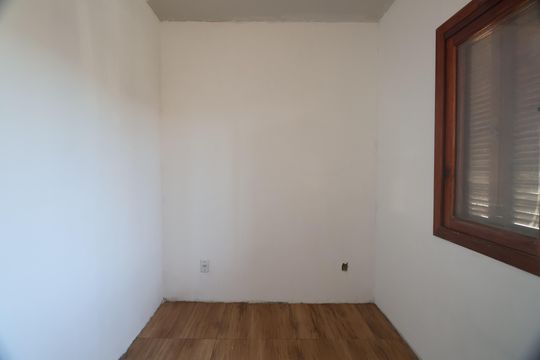 Quarto 2 de casa à venda com 2 quartos, 71m² em Olaria, Canoas