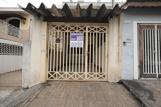 Fachada de casa para alugar com 2 quartos, 110m² em Campestre, Santo André