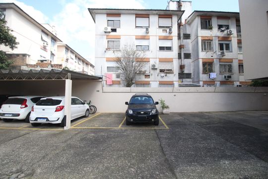 Garagem de apartamento à venda com 2 quartos, 63m² em Cristo Redentor, Porto Alegre